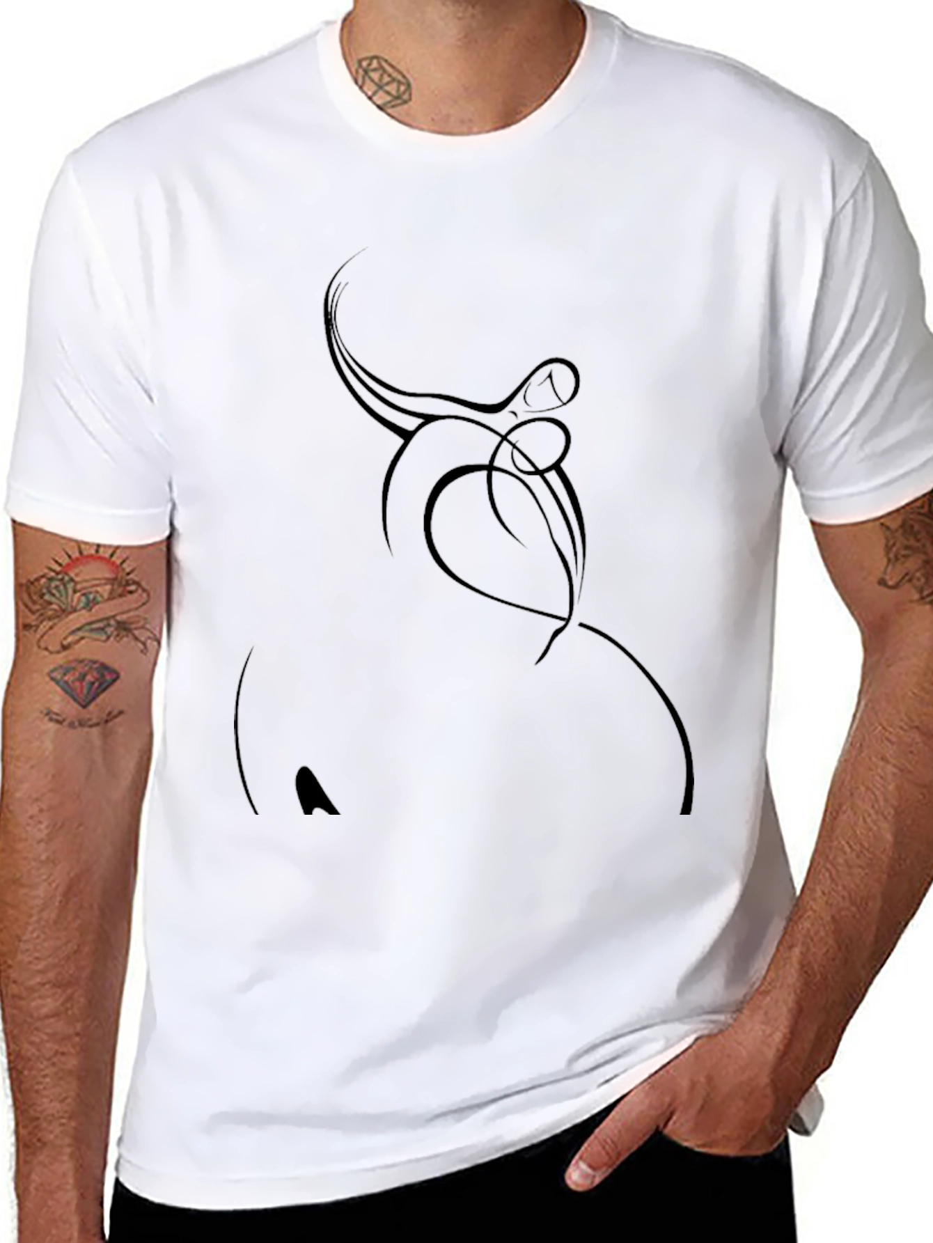 Camiseta Negra con Diseño Abstracto Elegante
