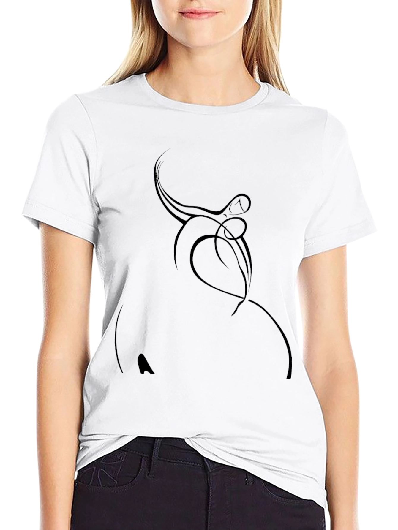 Camiseta Negra con Diseño Abstracto Elegante