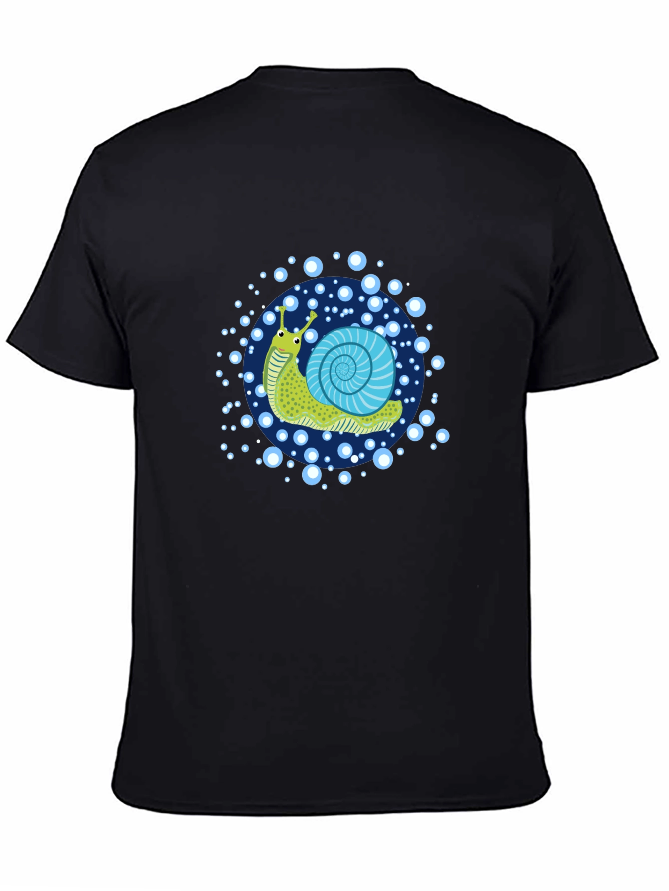 Camiseta Negra con Diseño de Caracol Animado