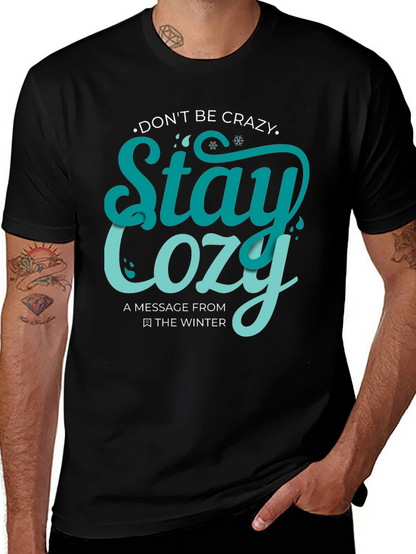 Camiseta Negra con Diseño Stay Cozy