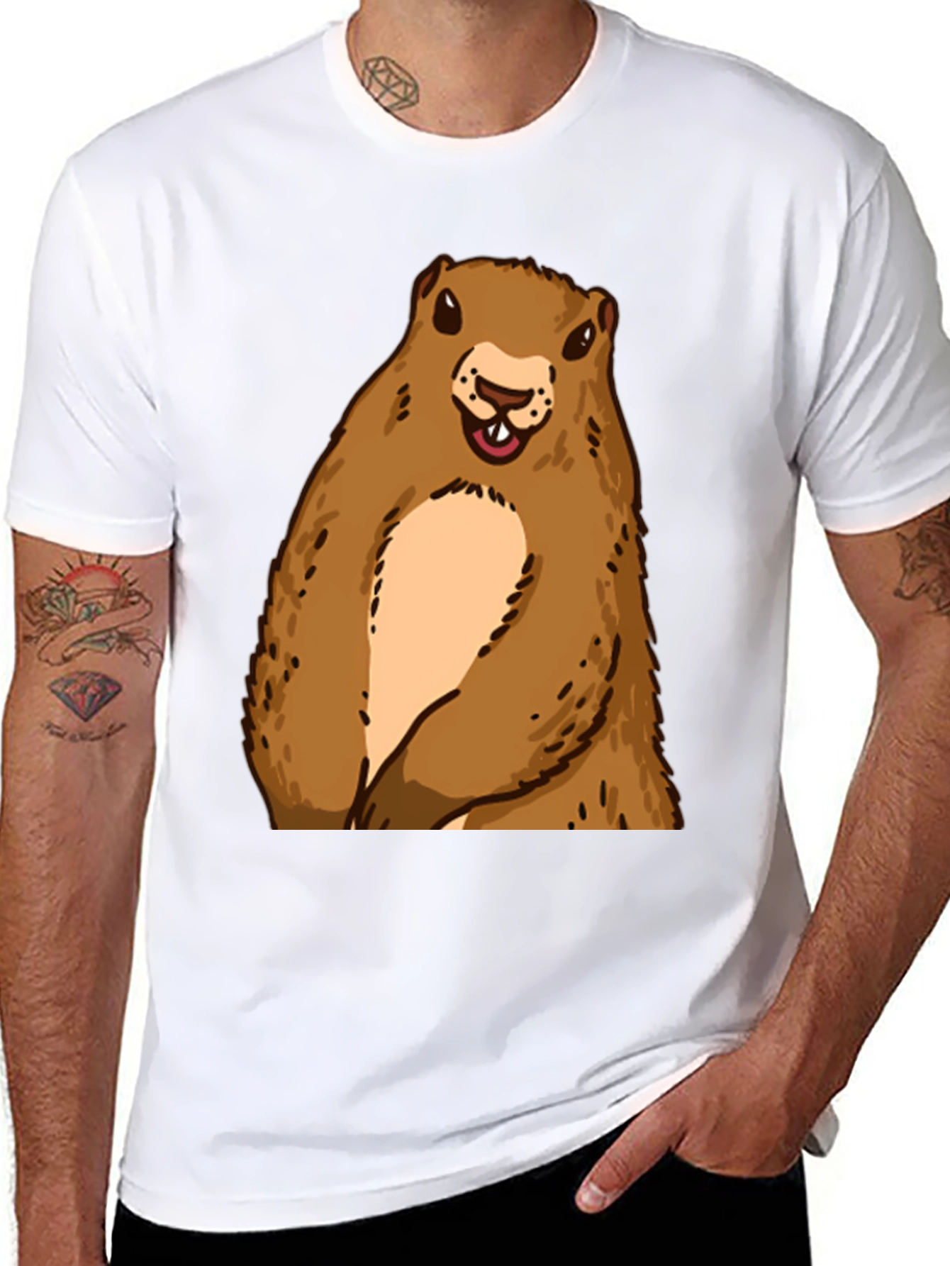 Camiseta Negra con Diseño de Marmota Sonriente