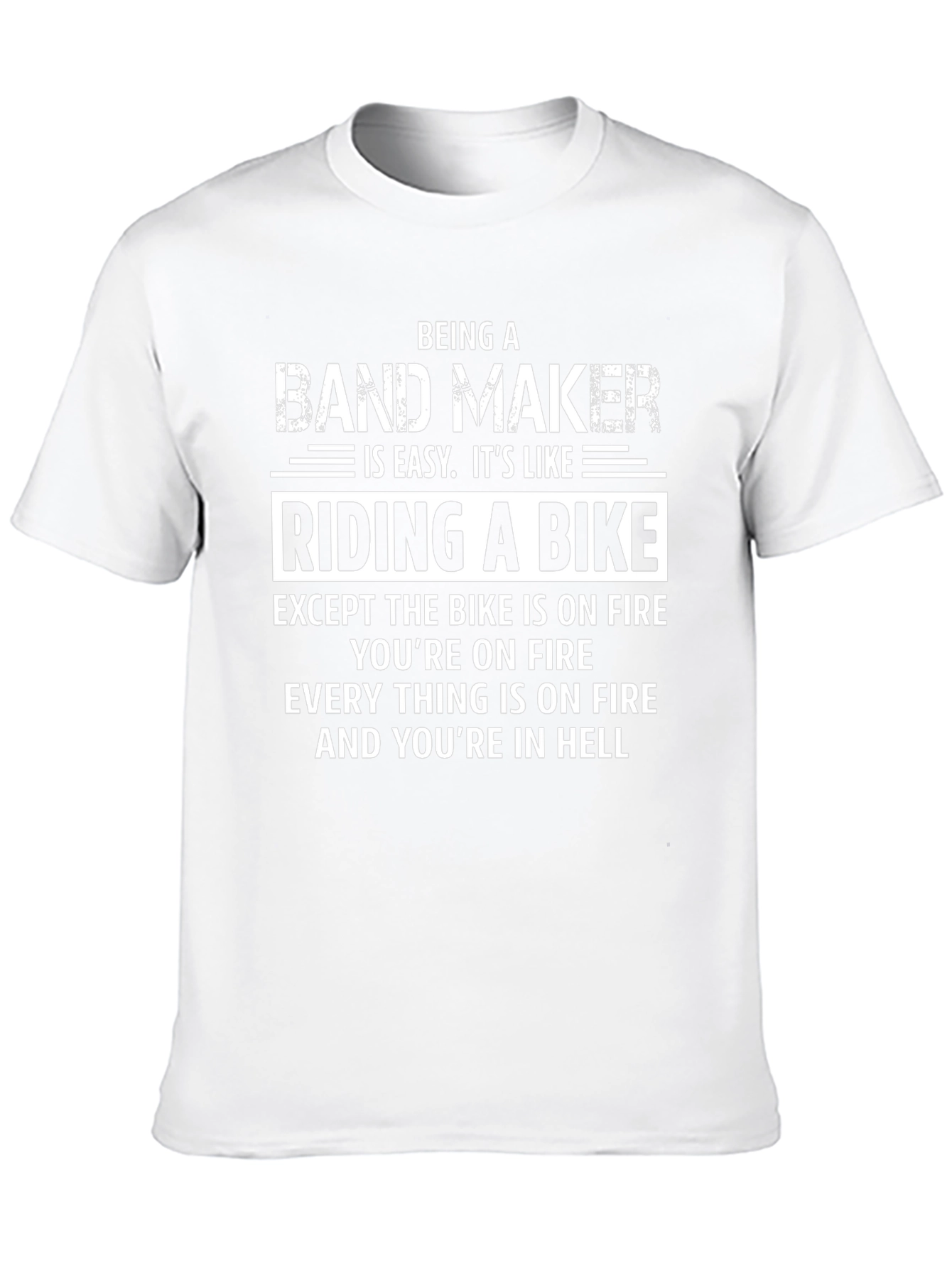 Camiseta Negra: Banda Musical ¡El Infierno en Dos Ruedas!