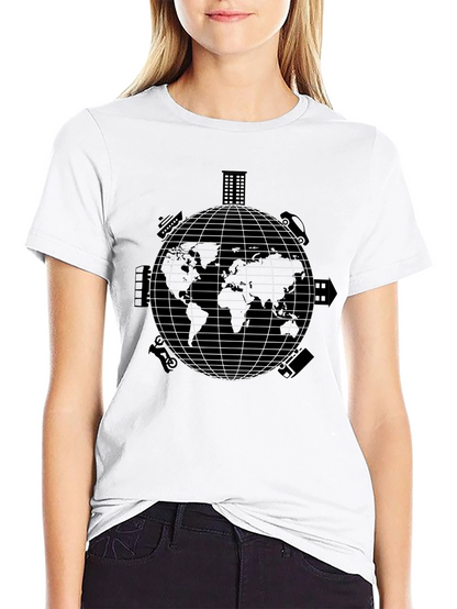 Camiseta Negra con Diseño de Mundo Urbano