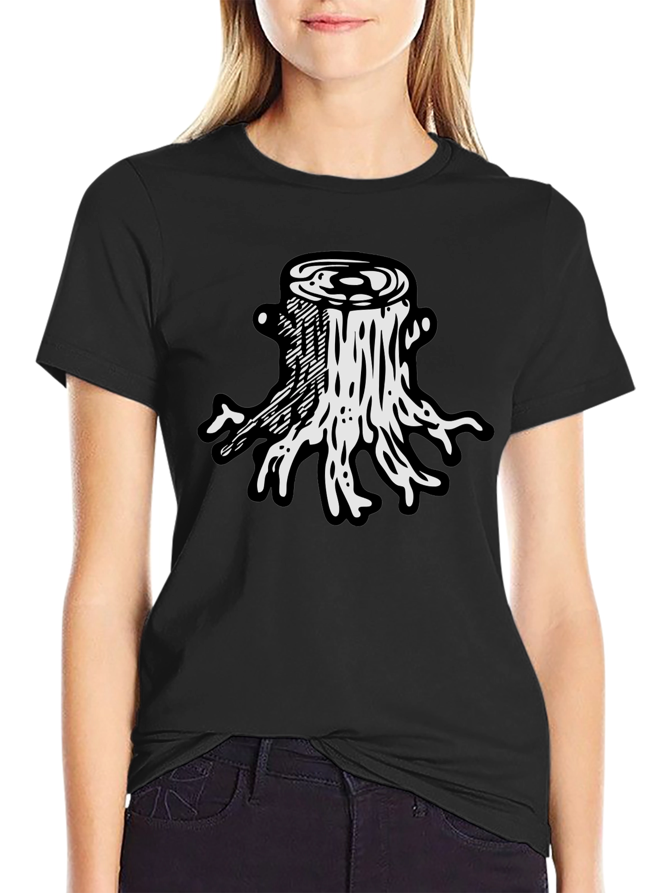 Camiseta Negra Diseño Tocón de Árbol