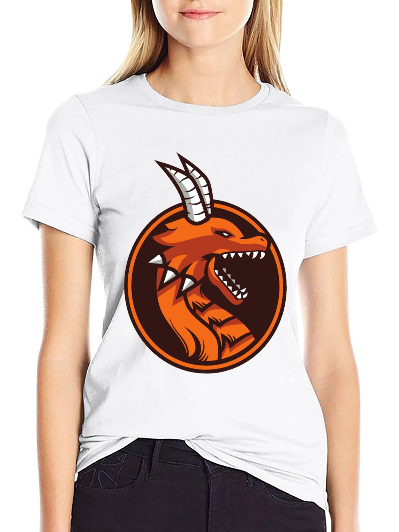 Camiseta Negra con Diseño de Dragón Naranja