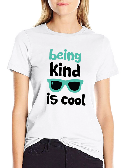 Camiseta Negra Ser amable es genial