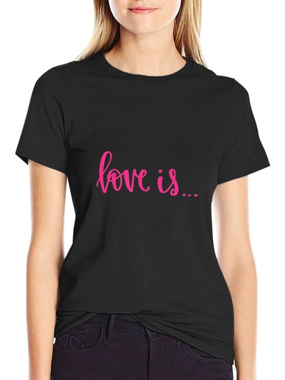 Camiseta Negra Love is... Casual