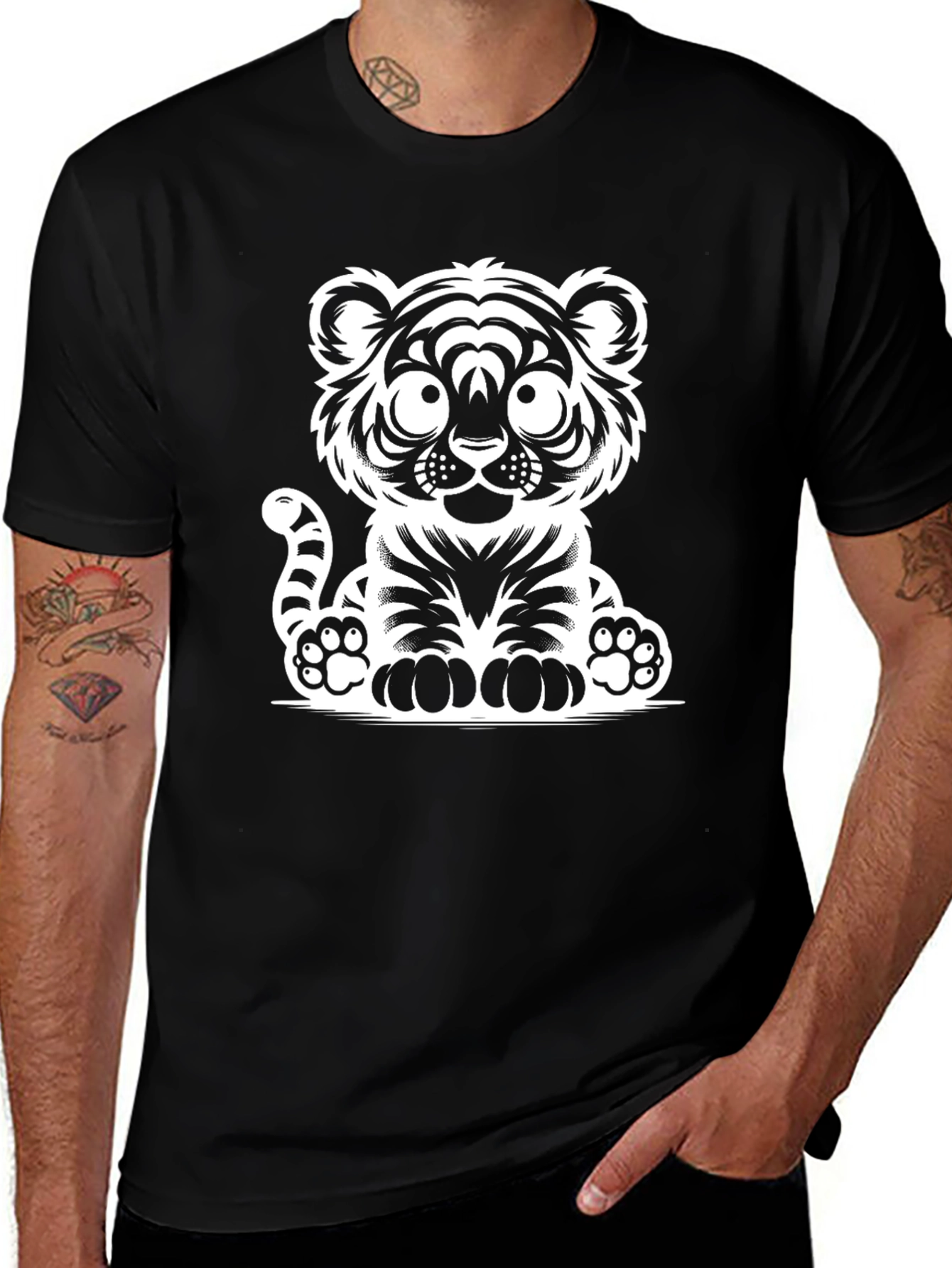 Camiseta Negra con Diseño de Tigre Adorable