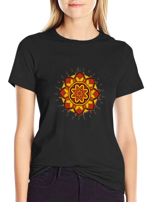 Camiseta Negra con Mandala Floral