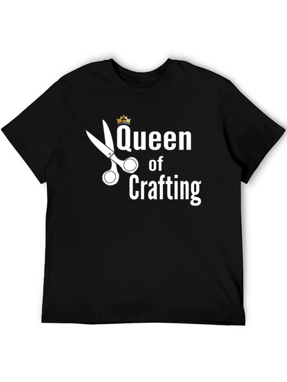 Camiseta Negra Queen of Crafting para Aficionados al DIY