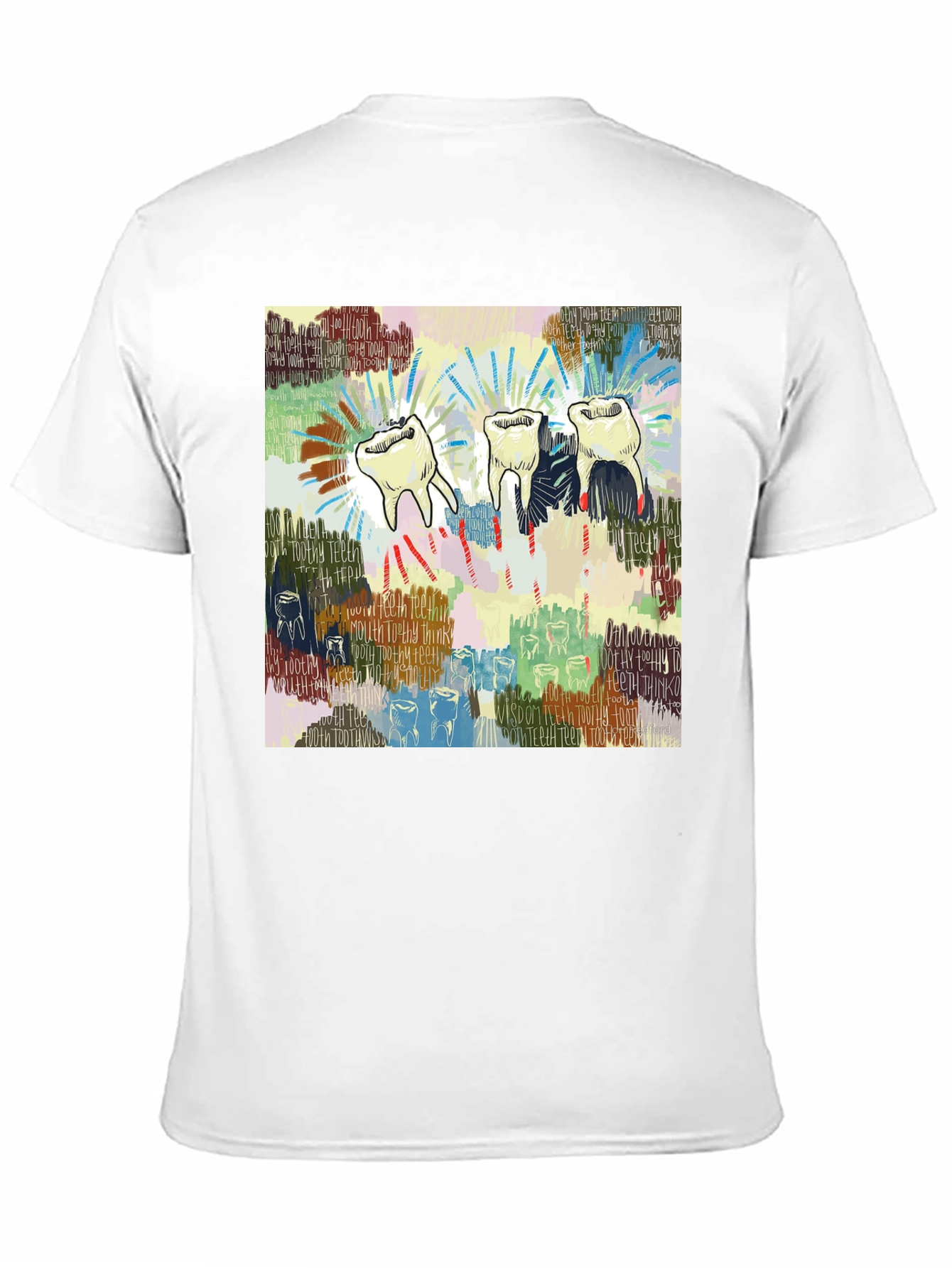 Camiseta Negra con Diseño de Dientes Abstractos