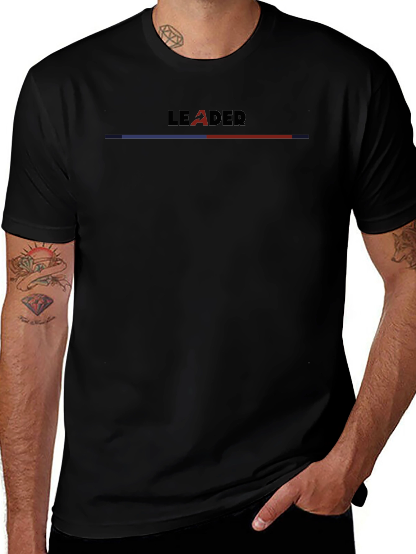 Camiseta Negra Líder con Rayas y Letras