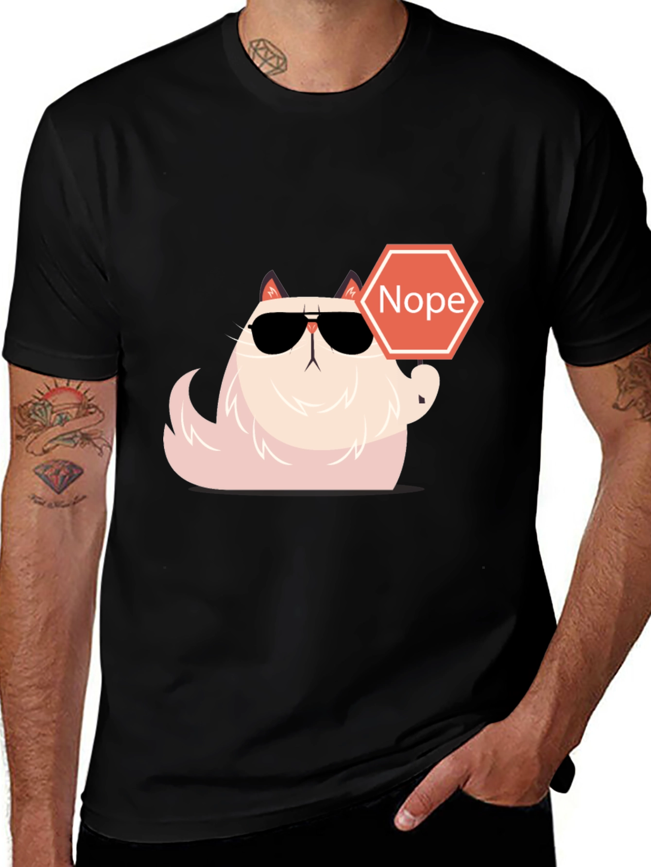 Camiseta Negra con Gato Nope - Estilo Divertido
