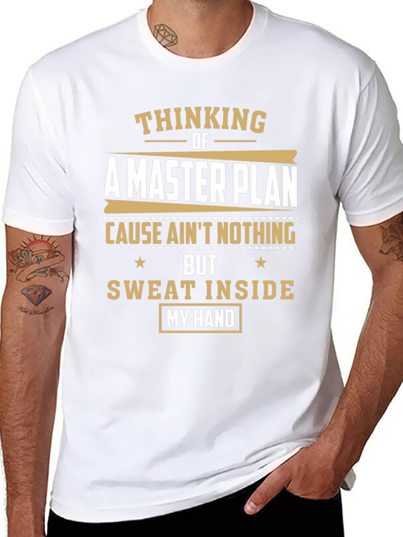 Camiseta Negra: Pensando en un Plan Maestro