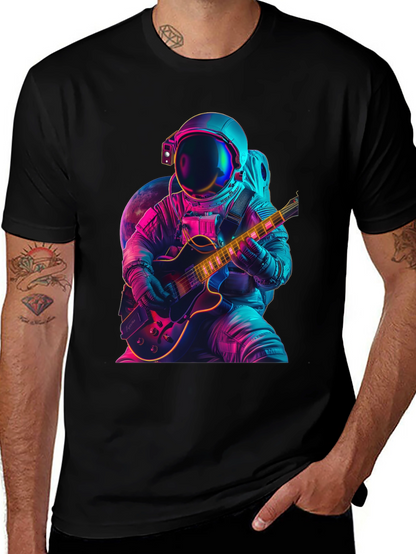 Camiseta Negra con Astronauta Guitarrista Neón