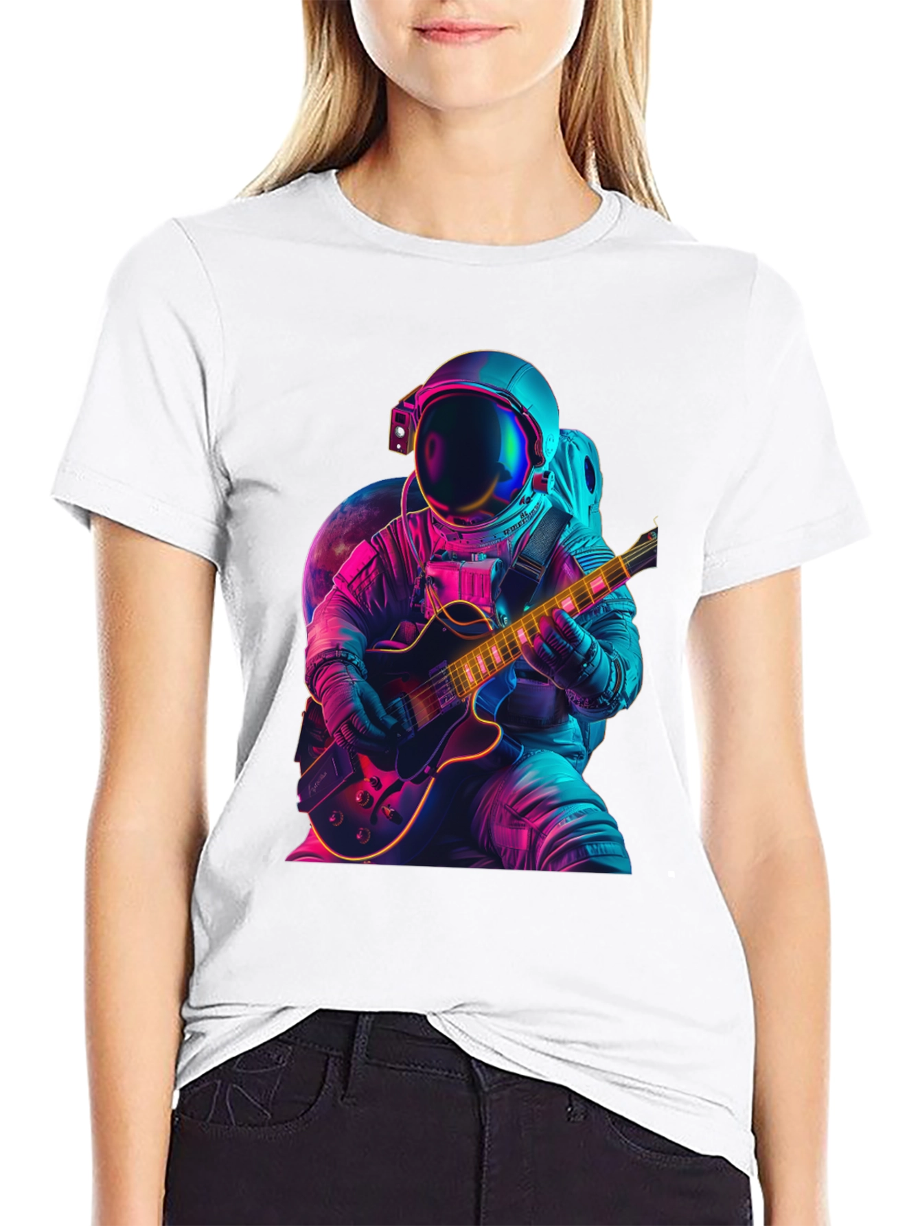 Camiseta Negra con Astronauta Guitarrista Neón