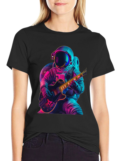 Camiseta Negra con Astronauta Guitarrista Neón