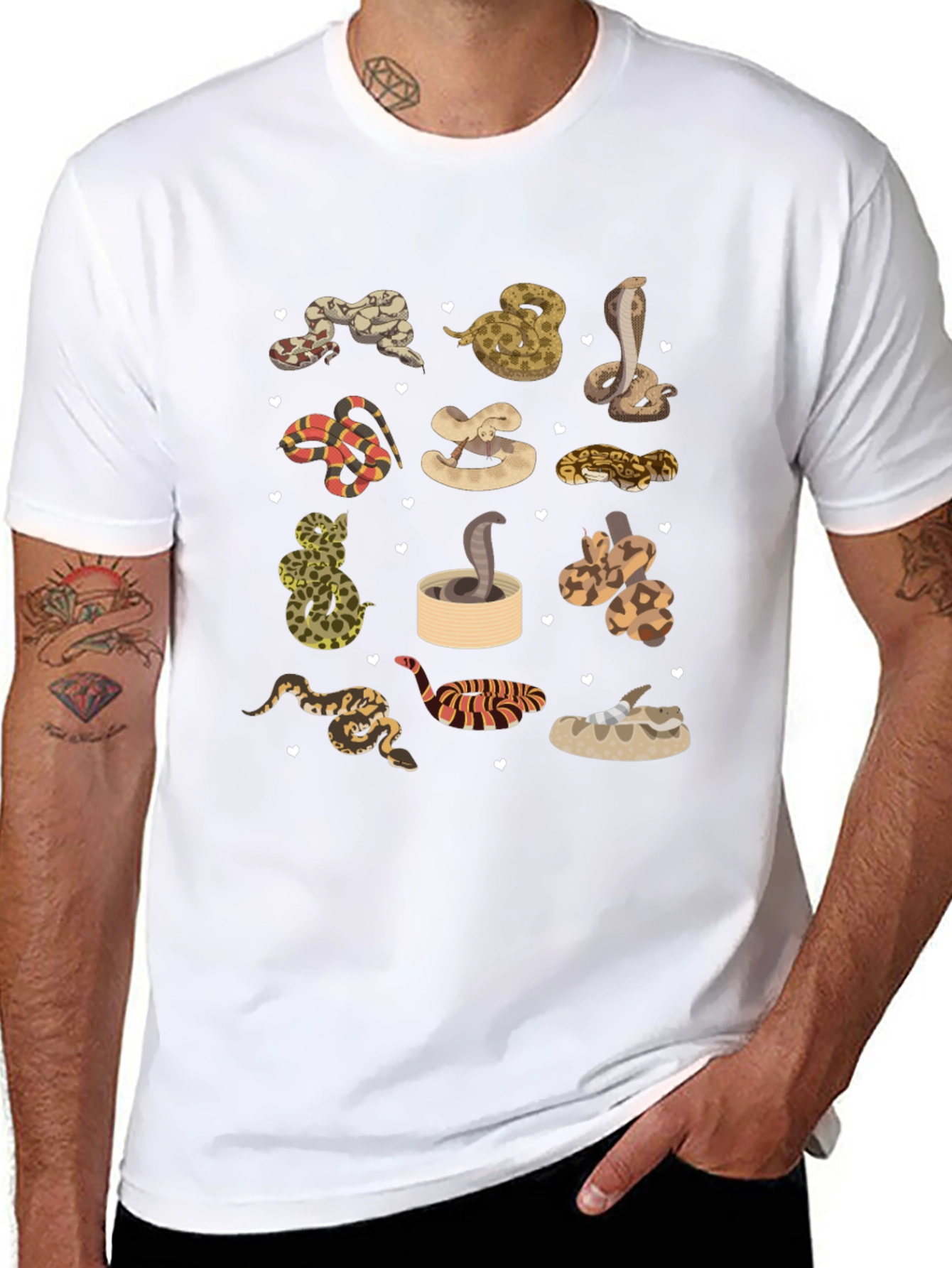 Camiseta Negra con Diseño de Serpientes Adorables