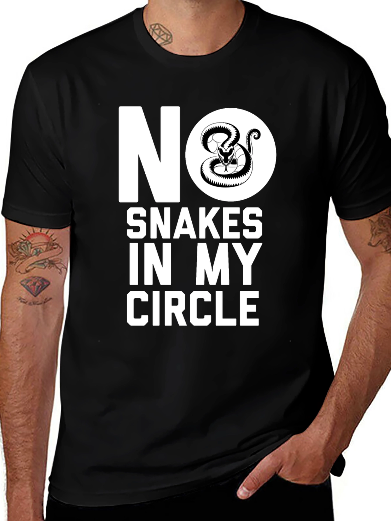Camiseta Negra No Serpientes en Mi Círculo