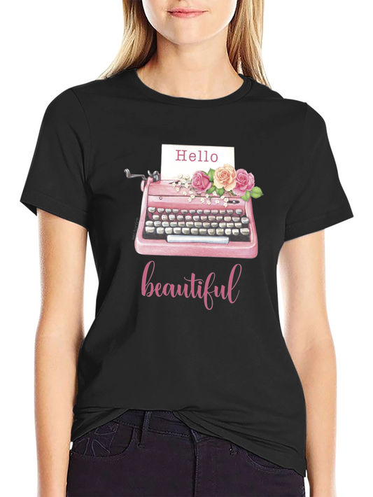 Camiseta Negra con Diseño de Máquina de Escribir Floral