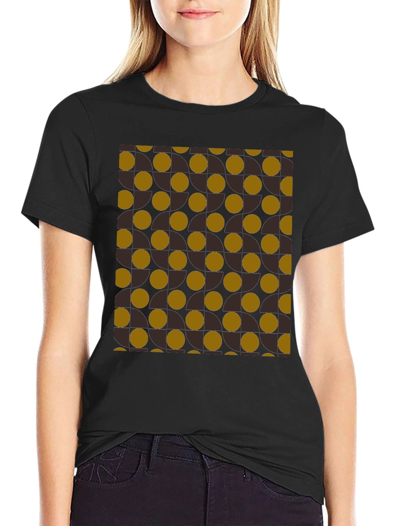 Camiseta Negra con Diseño Geométrico Abstracto