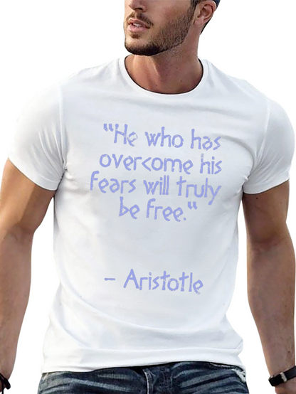 Camiseta Negra con Cita Inspiradora de Aristóteles