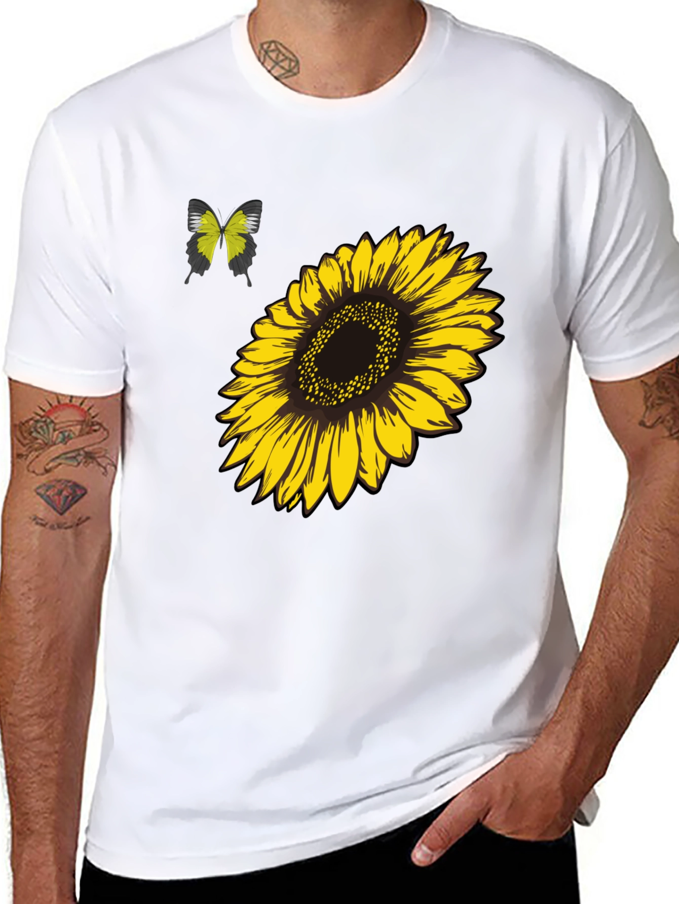 Camiseta Negra Girasol y Mariposa