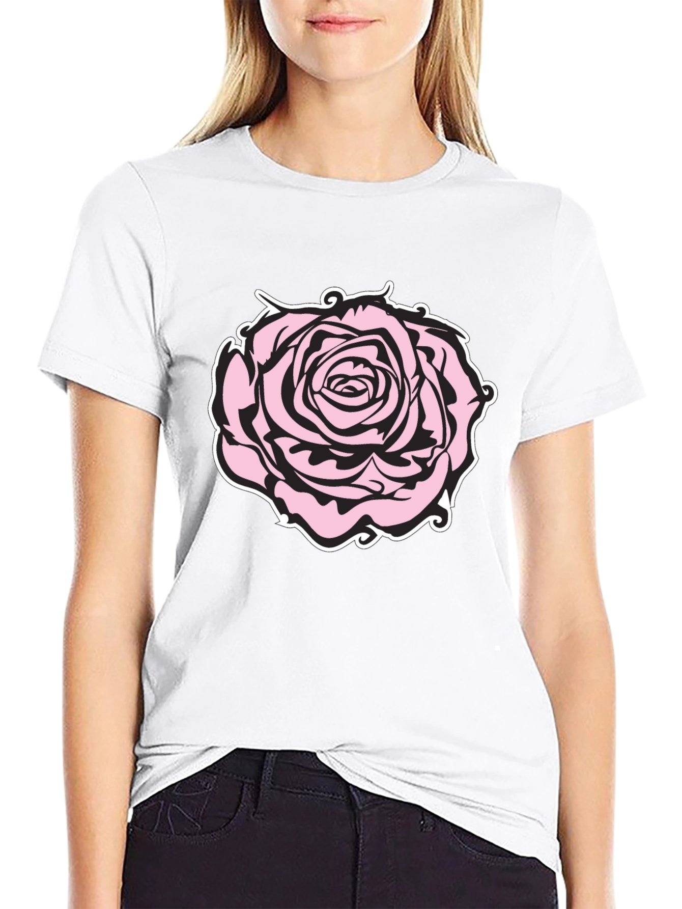 Camiseta Negra con Diseño de Rosa Abstracta
