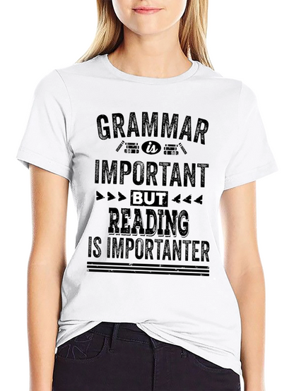 Camiseta Negra con Mensaje Divertido de Gramática y Lectura