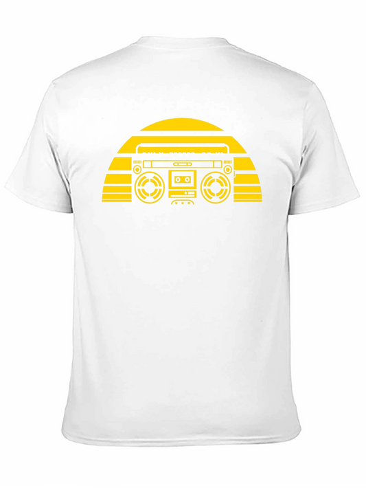 Camiseta Negra con Diseño Retro de Radiocasete Amarillo