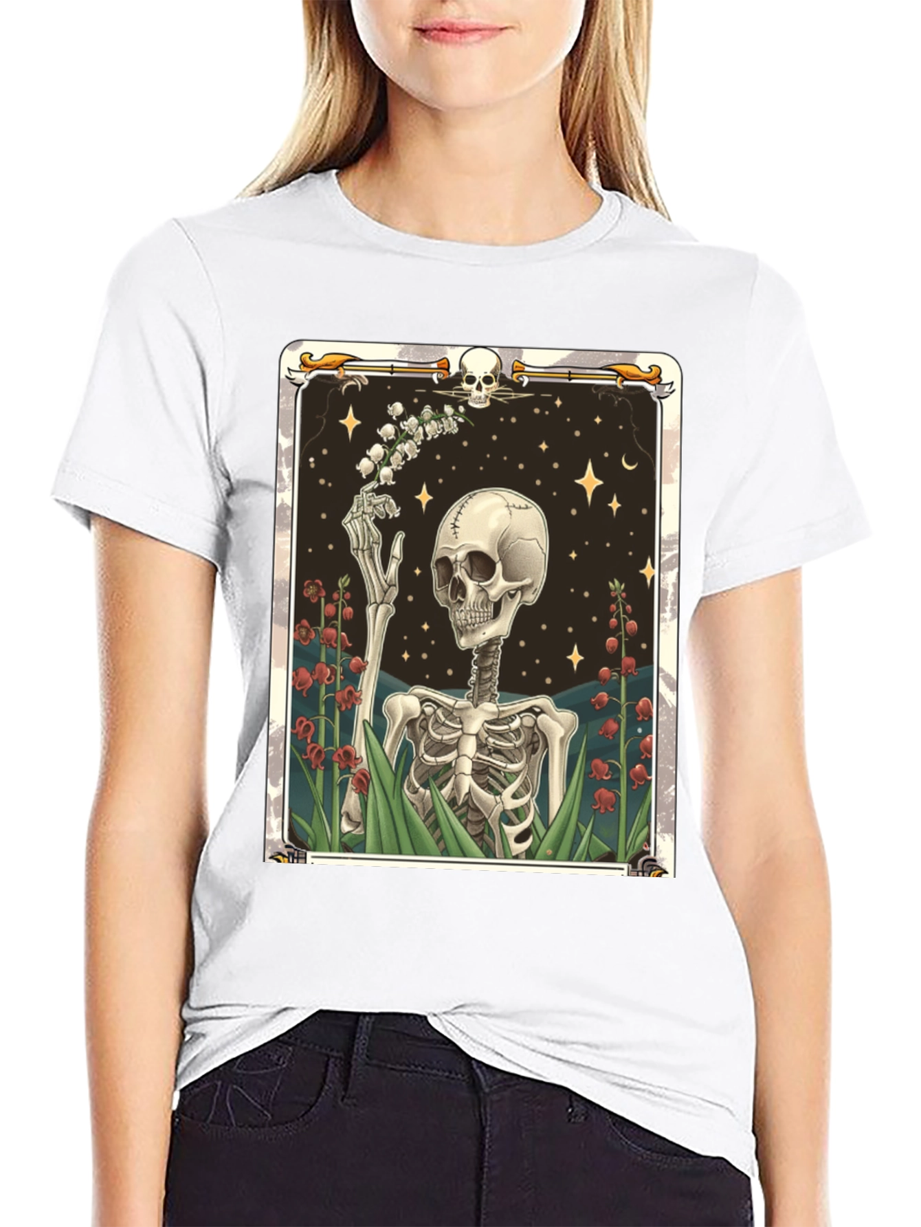Camiseta Negra con Diseño de Esqueleto Floral