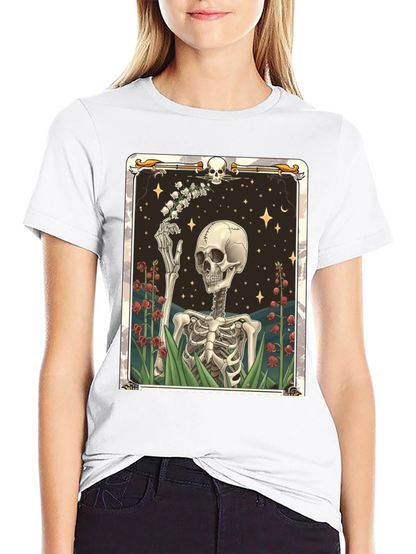 Camiseta Negra con Diseño de Esqueleto Floral
