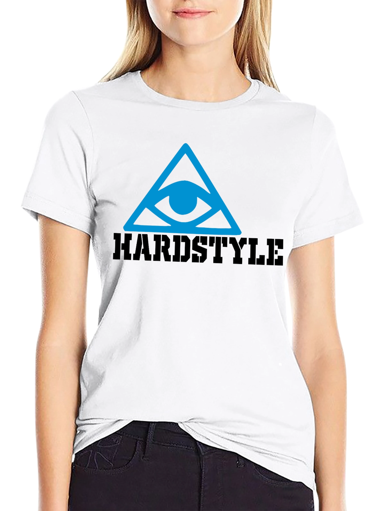 Camiseta Negra Hardstyle con Diseño Ojo en Triángulo
