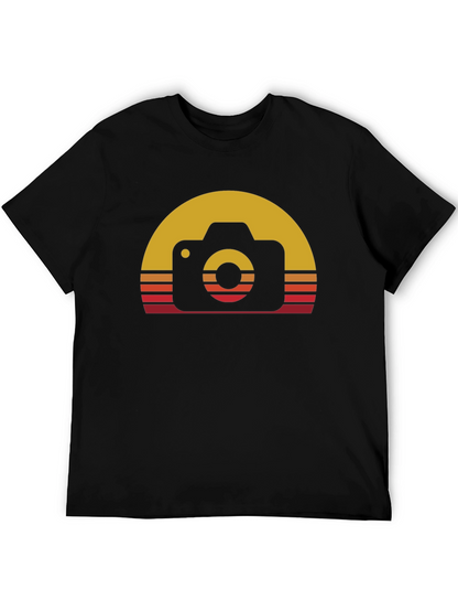 Camiseta Negra con Diseño Retro de Cámara Fotográfica