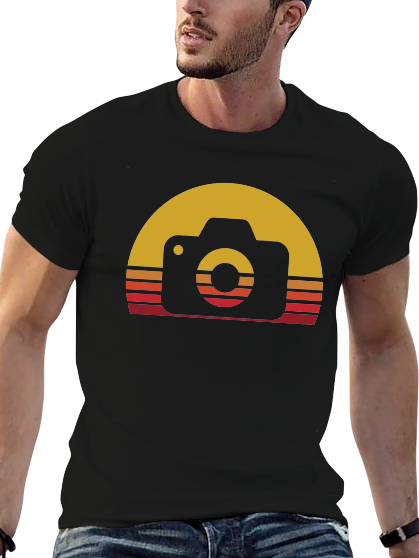 Camiseta Negra con Diseño Retro de Cámara Fotográfica