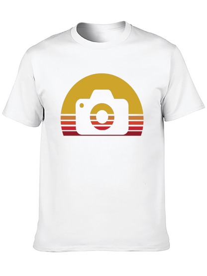 Camiseta Negra con Diseño Retro de Cámara Fotográfica
