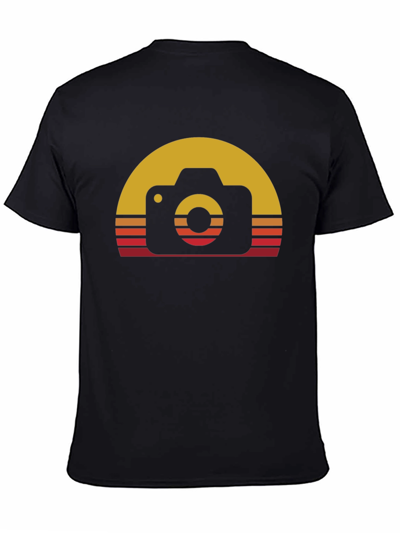 Camiseta Negra con Diseño Retro de Cámara Fotográfica