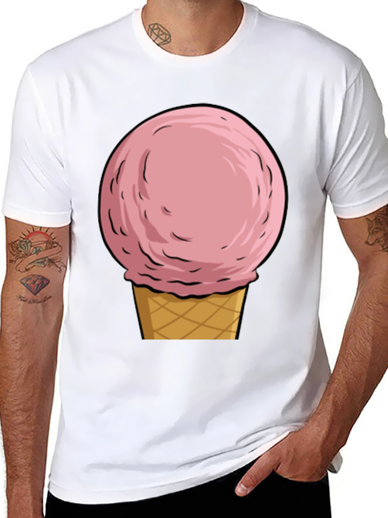 Camiseta Negra con Diseño de Helado Rosa