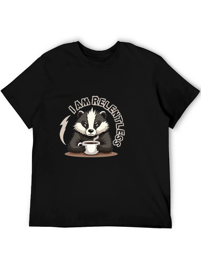 Camiseta Negra: Tejón Implacable con Café