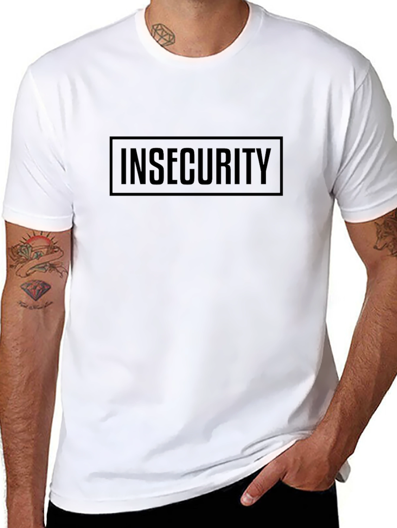 Camiseta Negra Insecurity - Estilo Único y Discreto