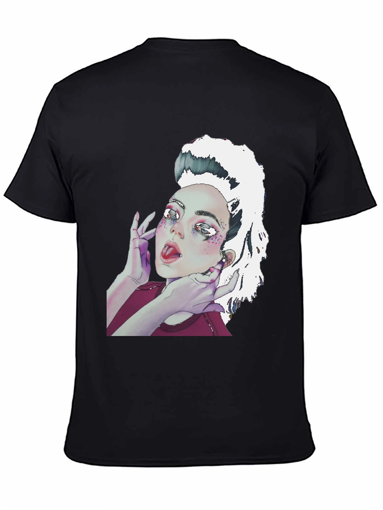 Camiseta Negra con Diseño Artístico de Mujer