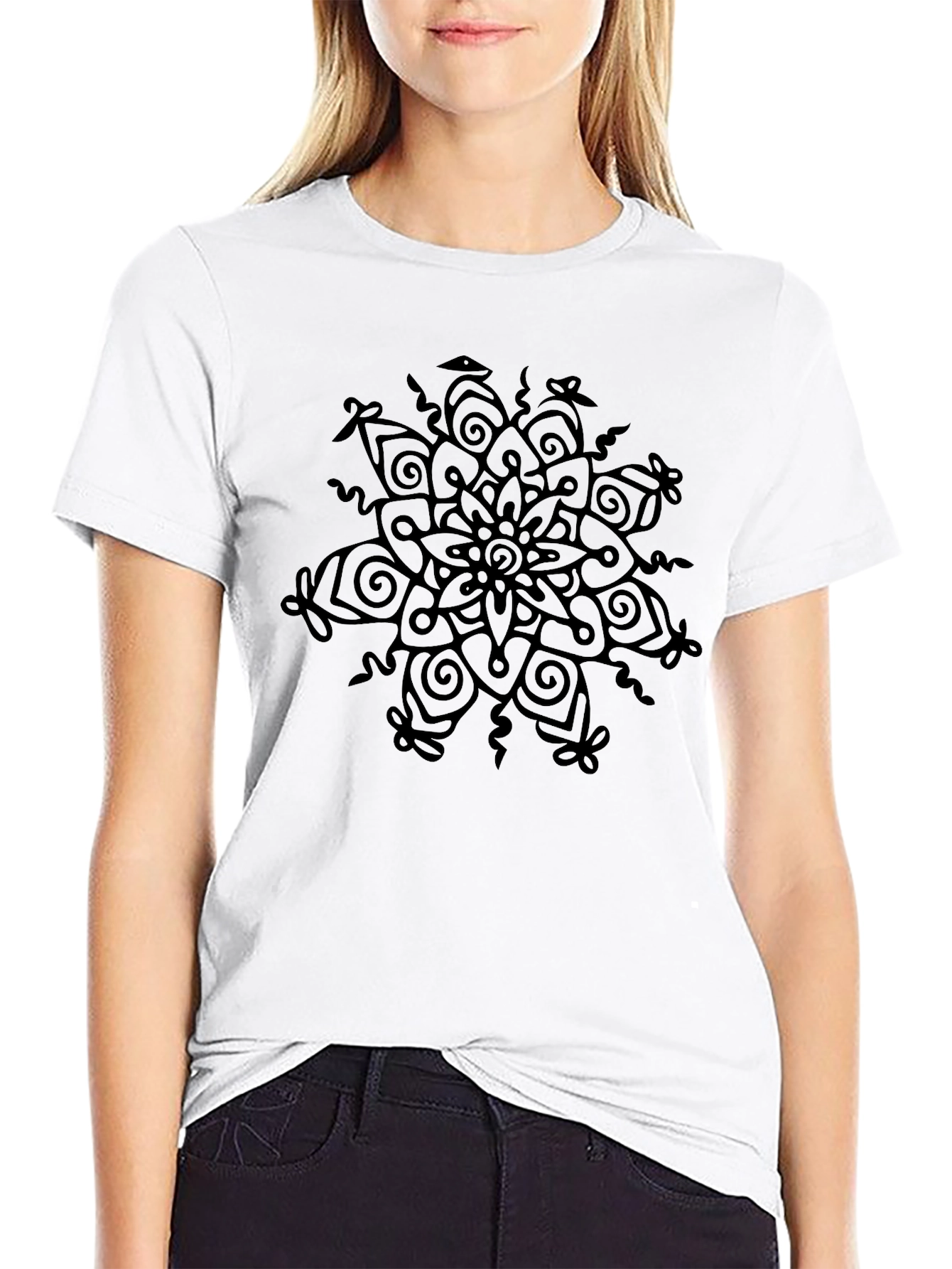 Camiseta Negra con Mandala Abstracta