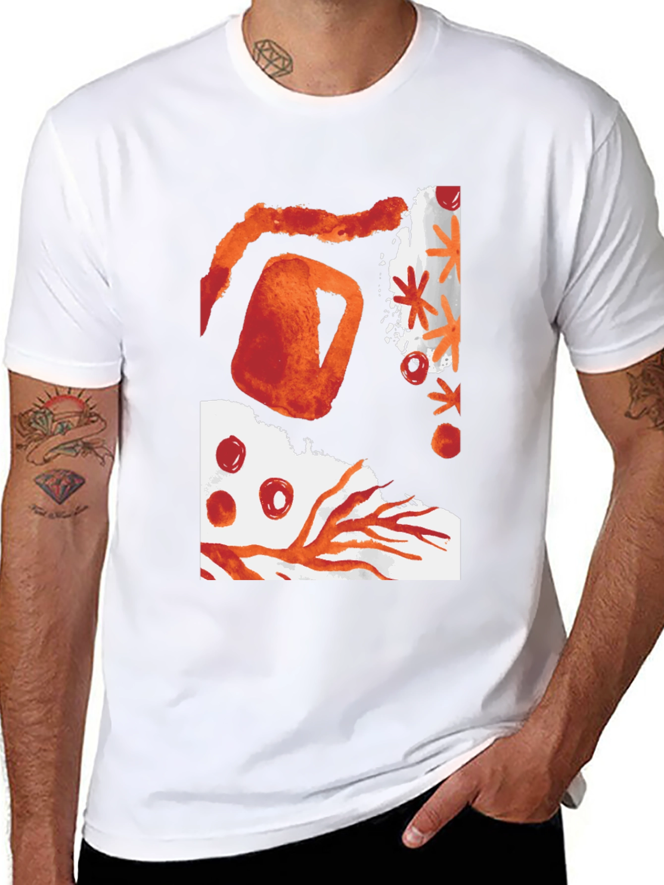 Camiseta Negra con Diseño Abstracto Naranja