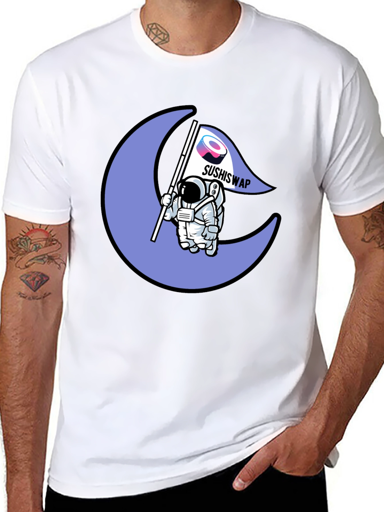 Camiseta Negra con Diseño Astronauta Sushiswap