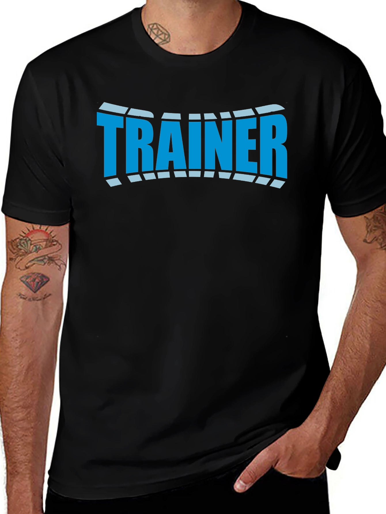 Camiseta Negra Trainer Diseño Moderno