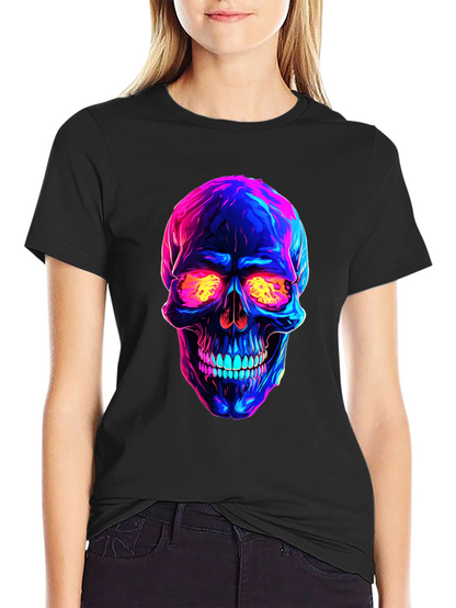 Camiseta negra con calavera neón