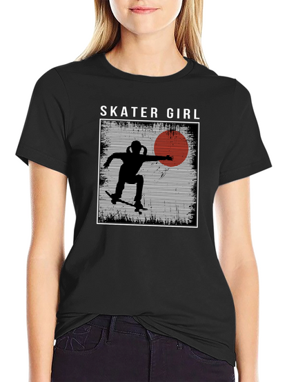 Camiseta Negra Skater Girl Estilo Retro