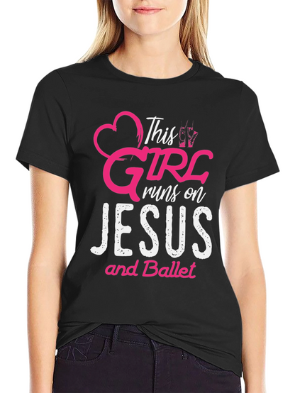 Camiseta Negra: Esta Chica Vive de Jesús y Ballet