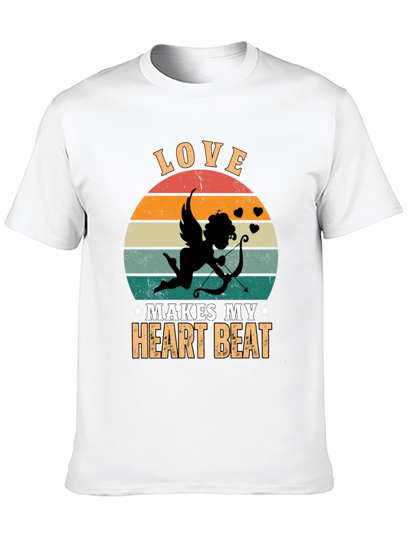 Camiseta Negra Love Makes My Heart Beat Cupido