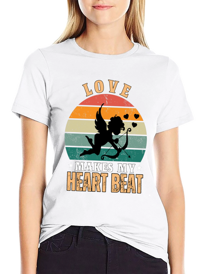 Camiseta Negra Love Makes My Heart Beat Cupido